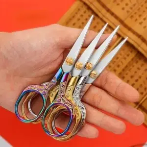 Kleine Klassieke Schaartjes โ Precisieschaar voor Papierhobby โ Messing, Titaan of Blauw/Roze